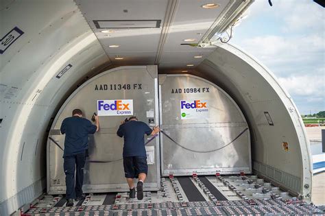 fedex chartered cargo.